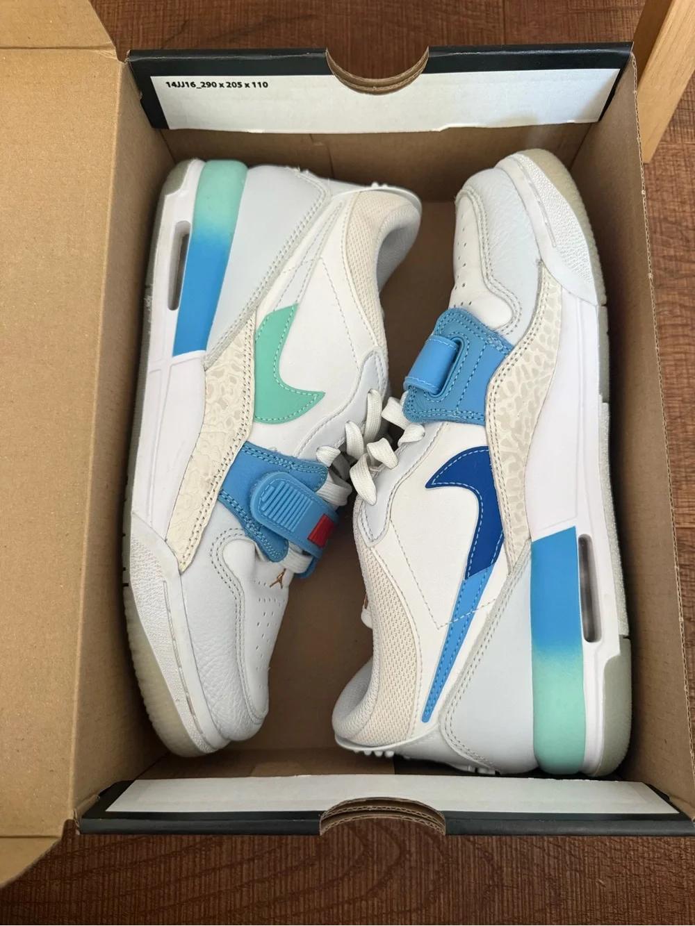 Nike Big Kids' Size 7 Air Jordan Legacy 312 Low